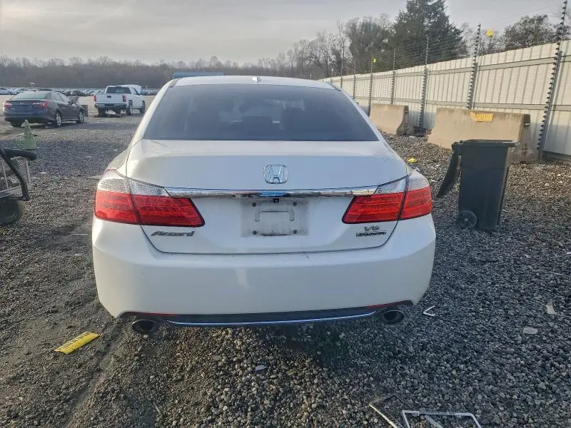 2015 HONDA ACCORD TOURING  