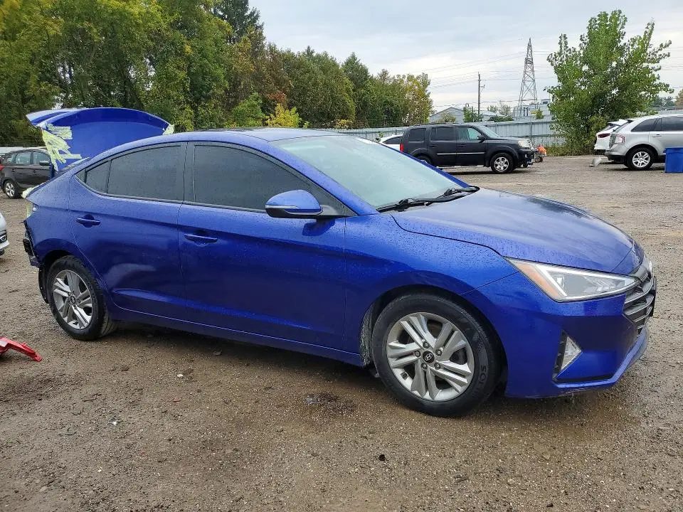2020 HYUNDAI ELANTRA SEL  