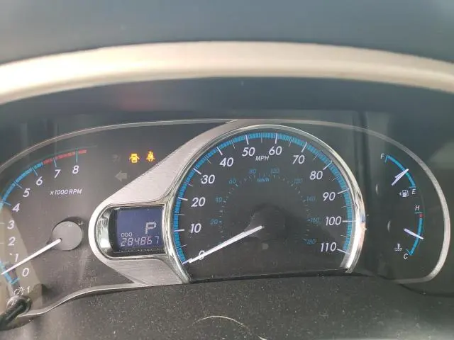 2013 TOYOTA SIENNA XLE  