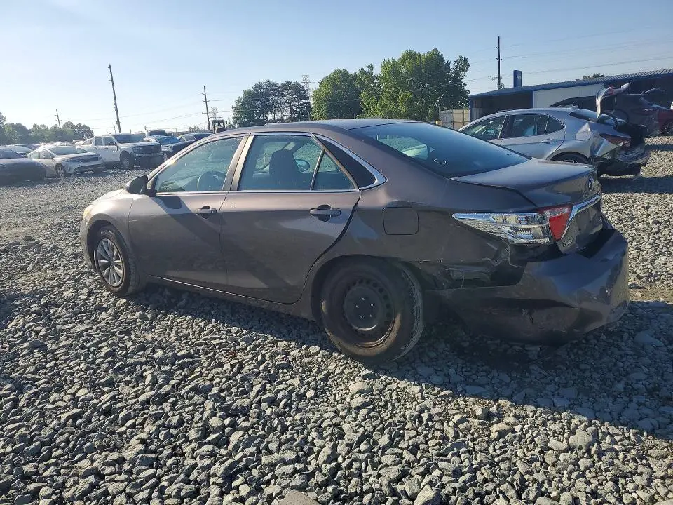 2016 TOYOTA CAMRY LE  