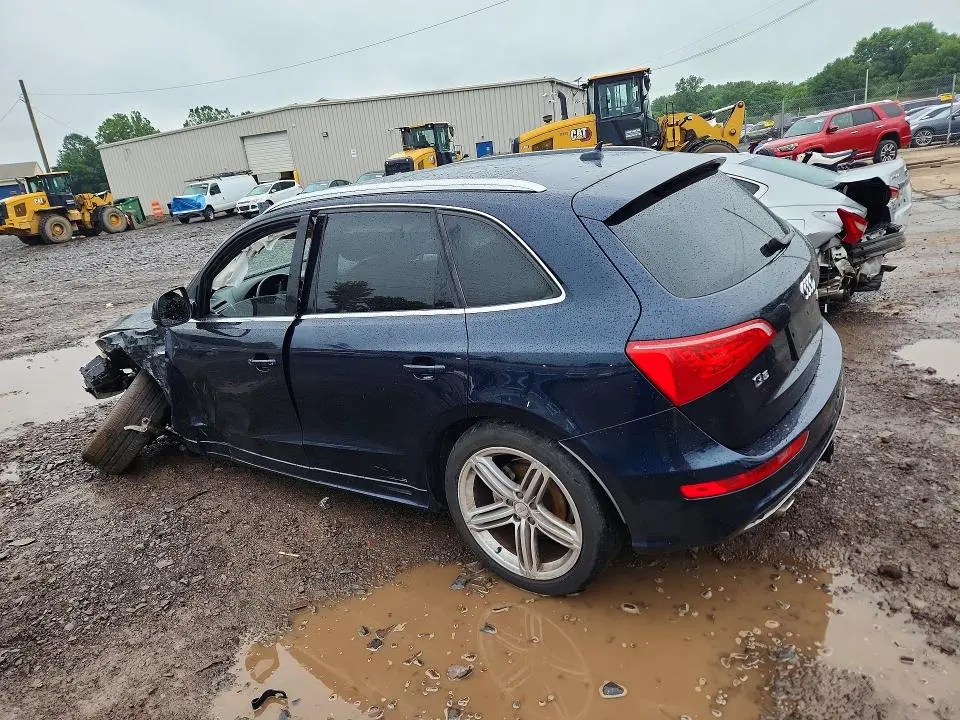 2010 AUDI Q5 PREMIUM PLUS  