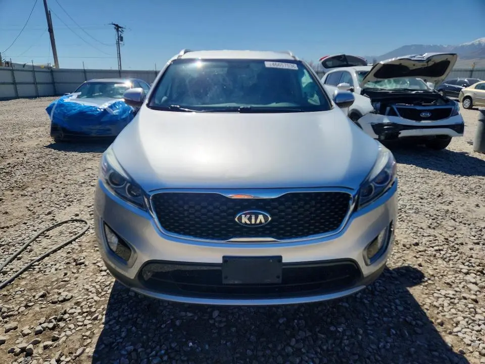 2016 KIA SORENTO EX V6  