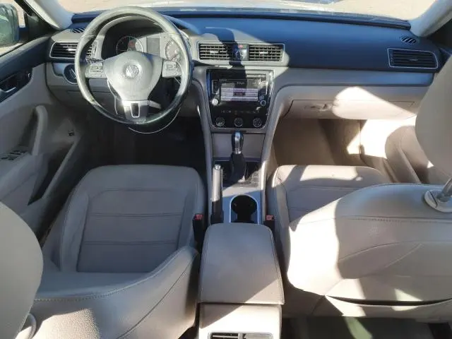 2014 VOLKSWAGEN PASSAT SE  