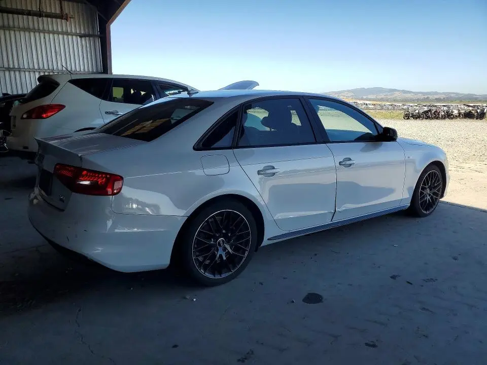 2016 AUDI A4   