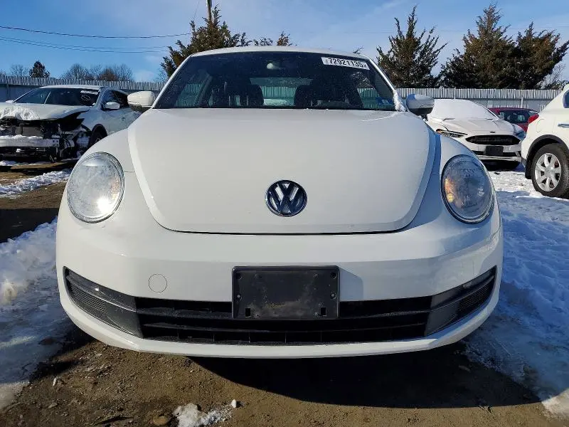 2012 VOLKSWAGEN BEETLE   
