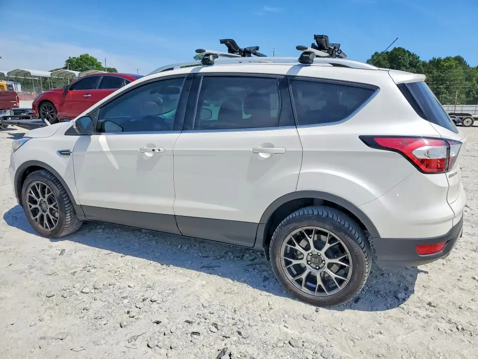 2017 FORD ESCAPE TITANIUM  