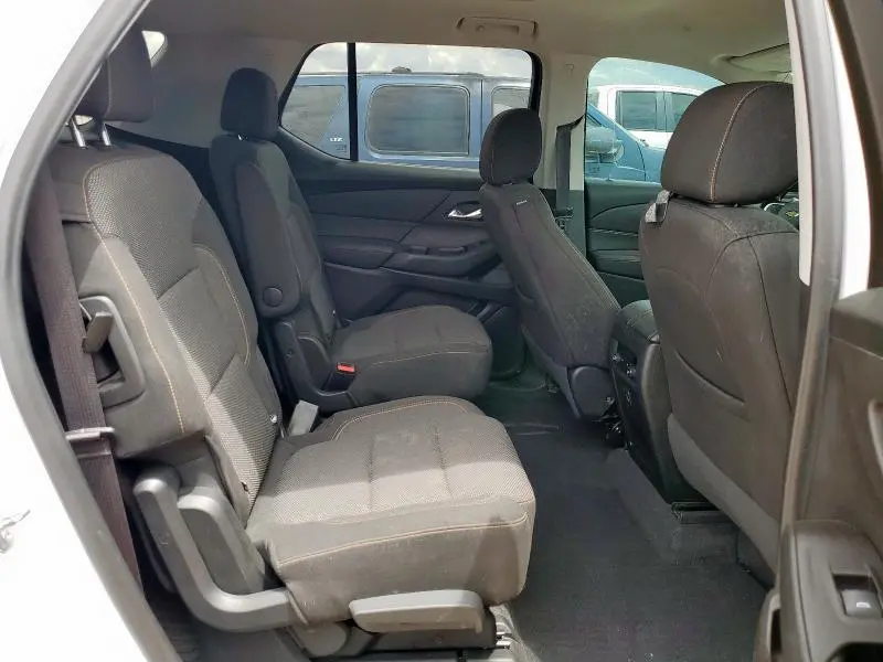 2019 CHEVROLET TRAVERSE LT  