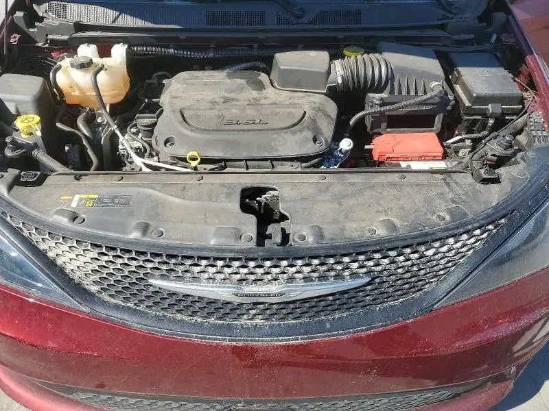 2022 CHRYSLER VOYAGER LX  