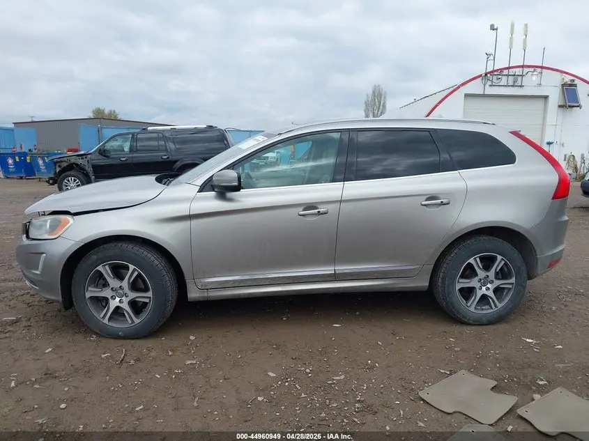 2014 VOLVO XC60 T6 PREMIER PLUS