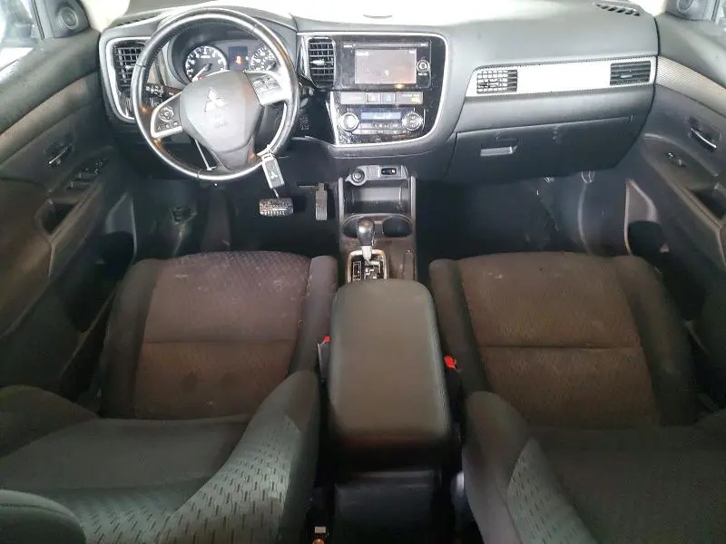 2014 MITSUBISHI OUTLANDER SE  