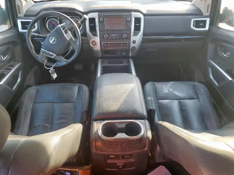 2017 NISSAN TITAN SV