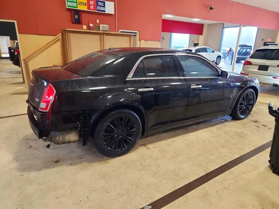 2012 CHRYSLER 300 LIMITED  
