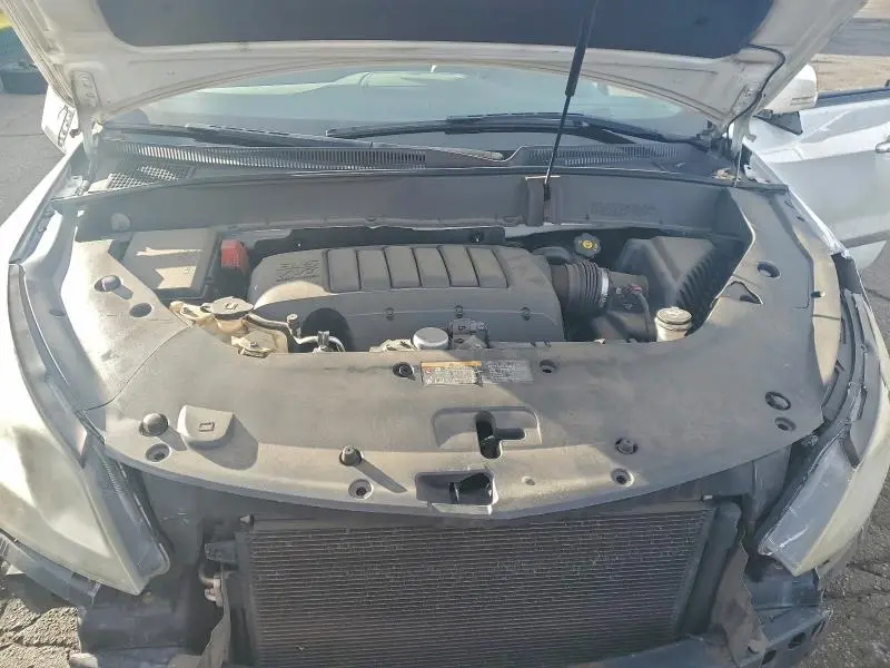 2013 CHEVROLET TRAVERSE LT  