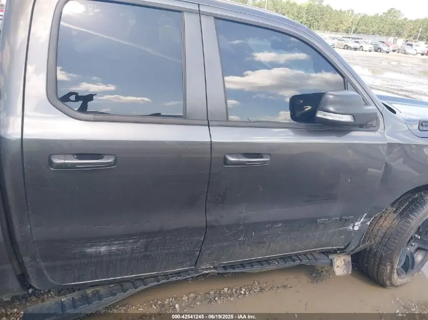 2022 RAM 1500 BIG HORN  4X4 6'4 BOX