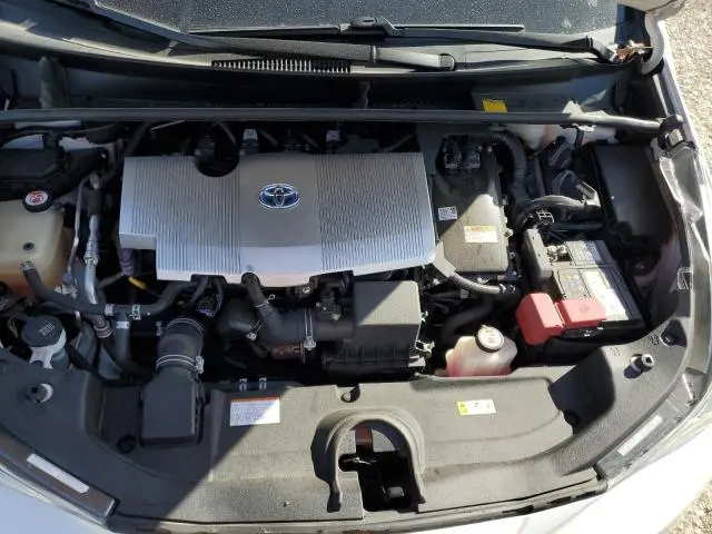 2017 TOYOTA PRIUS   