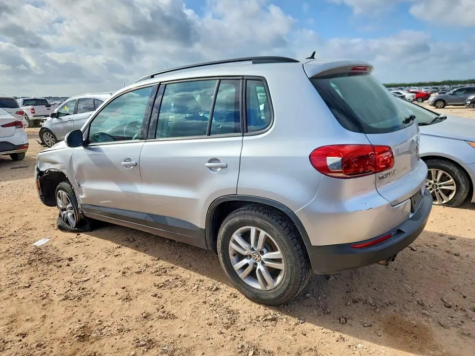 2016 VOLKSWAGEN TIGUAN S  