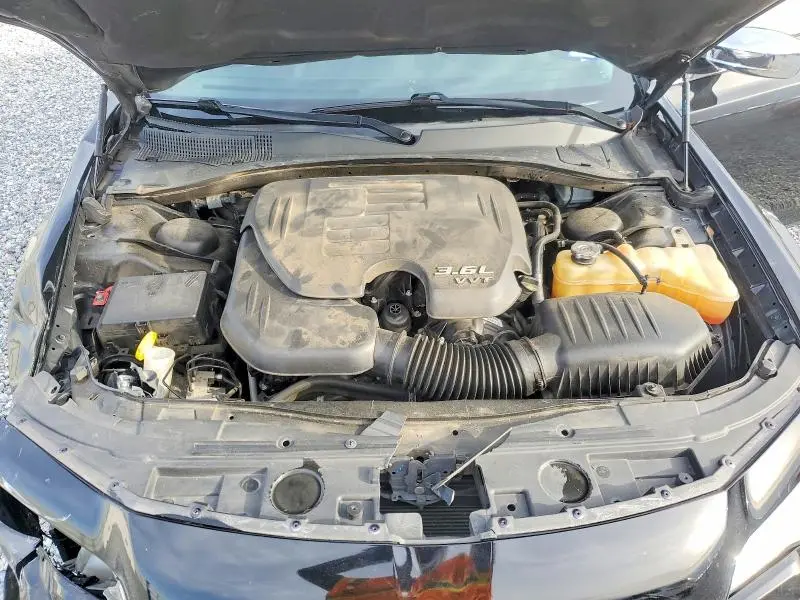 2016 CHRYSLER 300C   