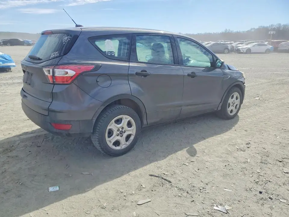 2017 FORD ESCAPE S  