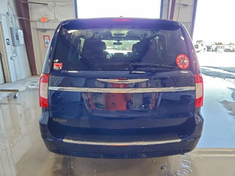 2013 CHRYSLER TOWN & COUNTRY TOURING  