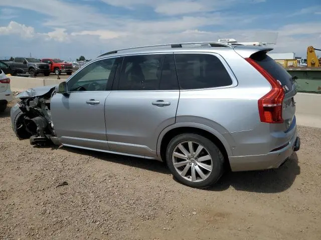 2017 VOLVO XC90 T6  