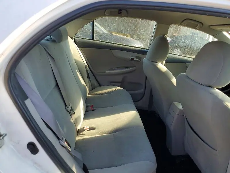 2012 TOYOTA COROLLA LE  