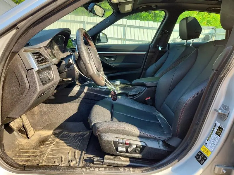 2018 BMW 330 XIGT  