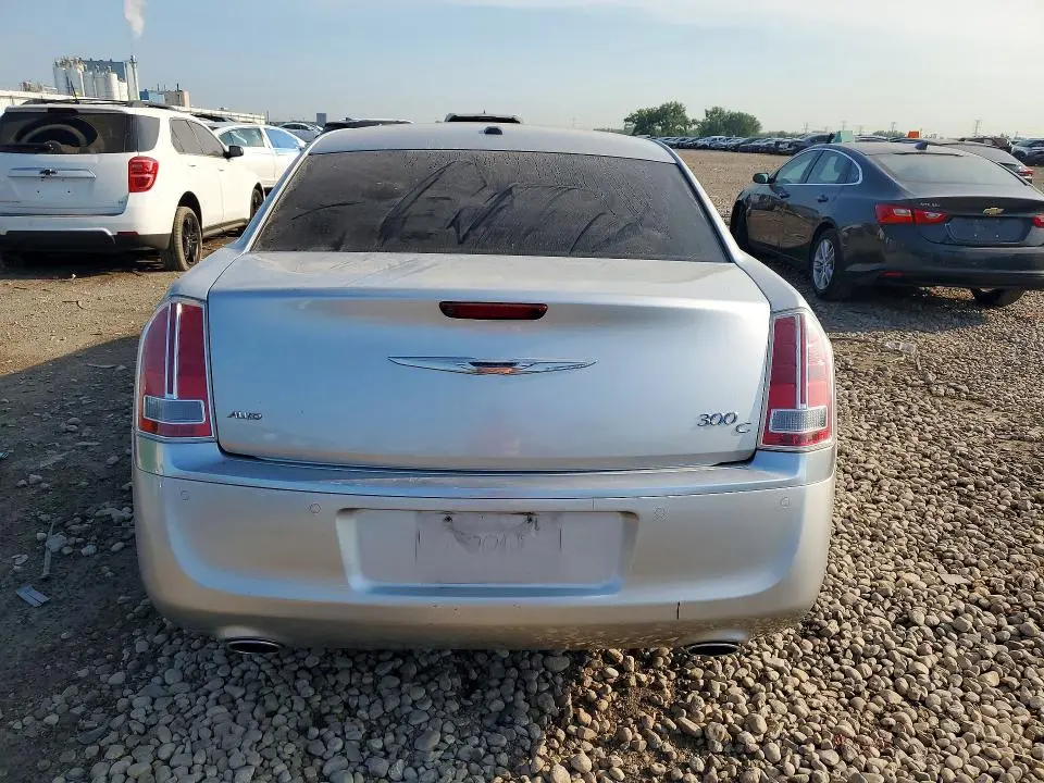 2012 CHRYSLER 300C LUXURY  