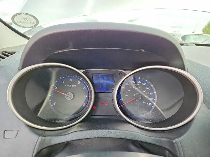 2014 HYUNDAI TUCSON SE  