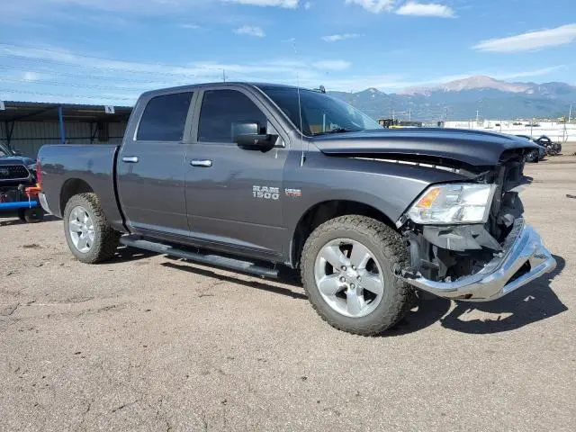 2015 RAM 1500 SLT  