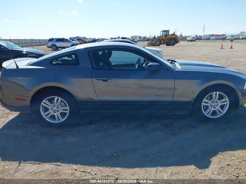 2011 FORD MUSTANG V6