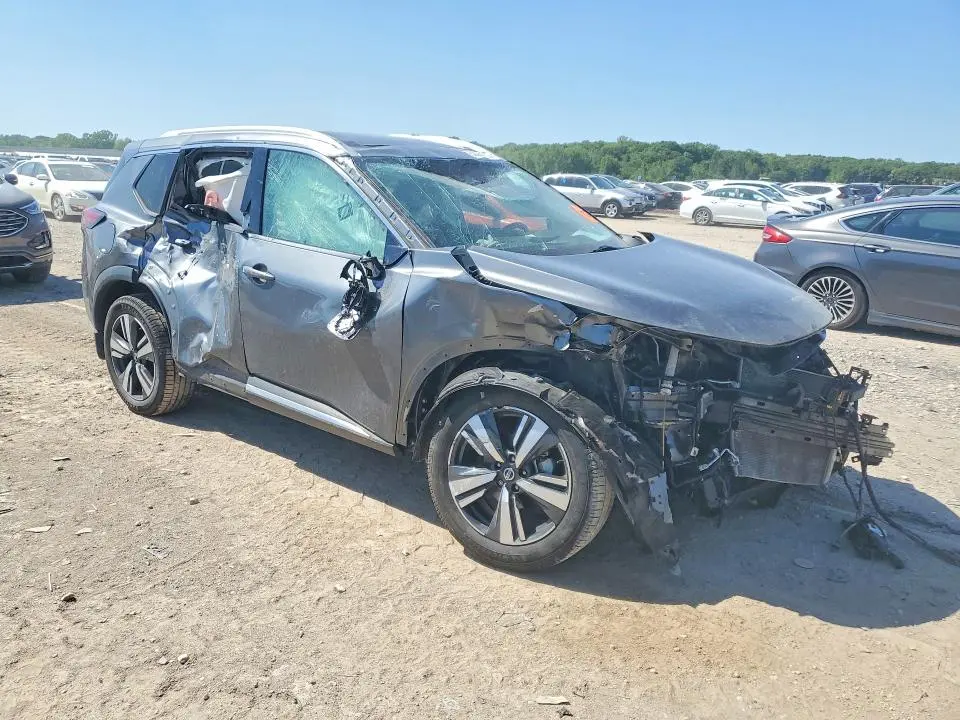 2021 NISSAN ROGUE SL  