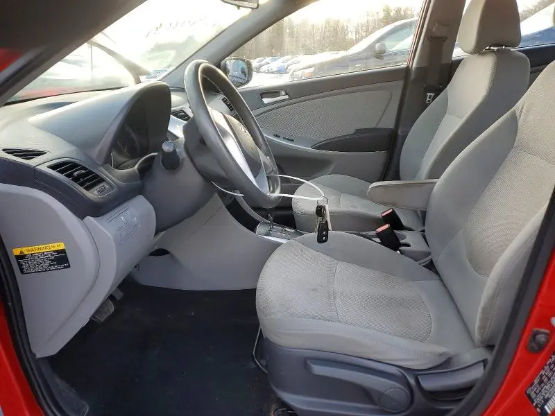 2013 HYUNDAI ACCENT GLS  