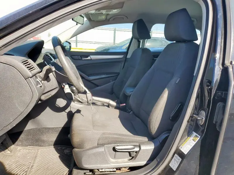 2014 VOLKSWAGEN PASSAT   