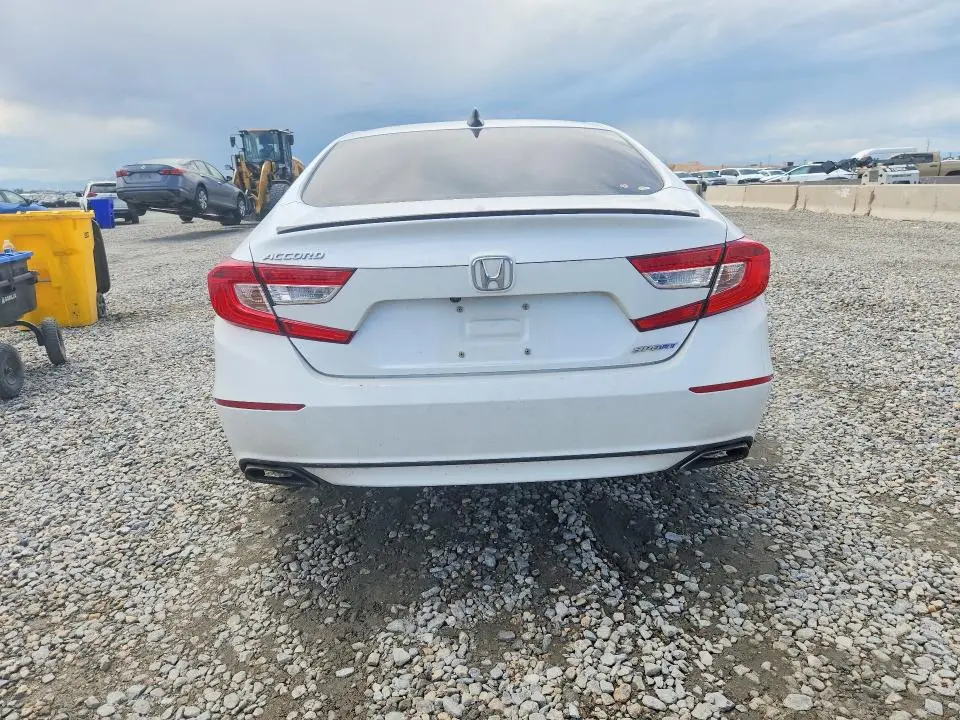 2022 HONDA ACCORD SPORT  