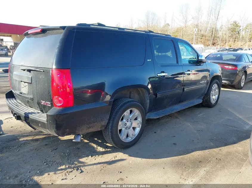 2013 GMC YUKON XL 1500 SLT