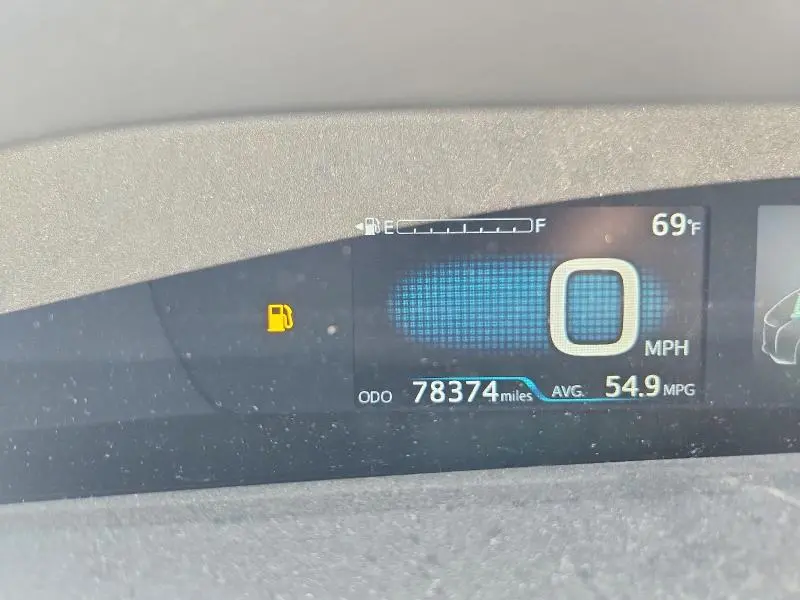 2017 TOYOTA PRIUS TWO  