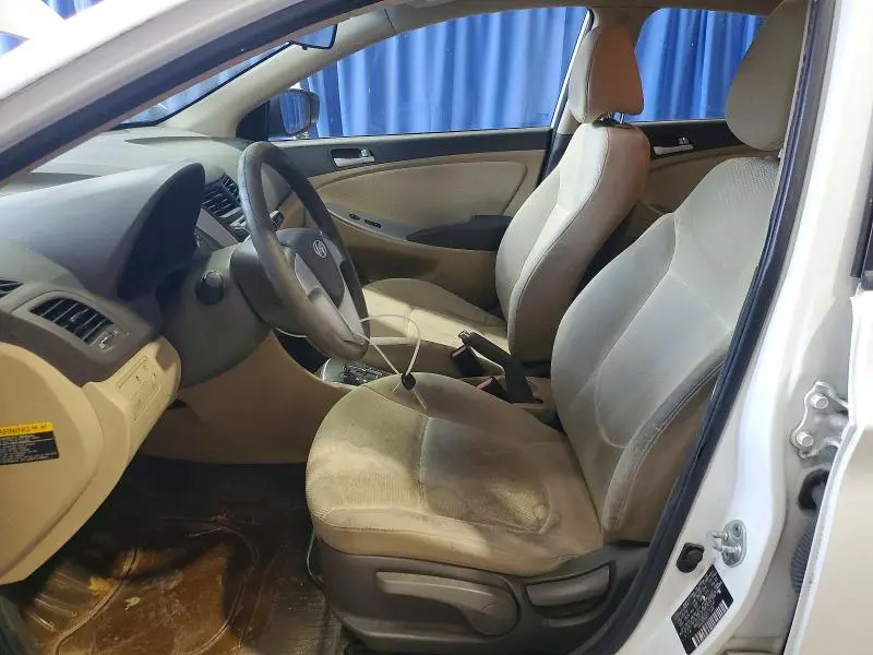 2013 HYUNDAI ACCENT GLS  