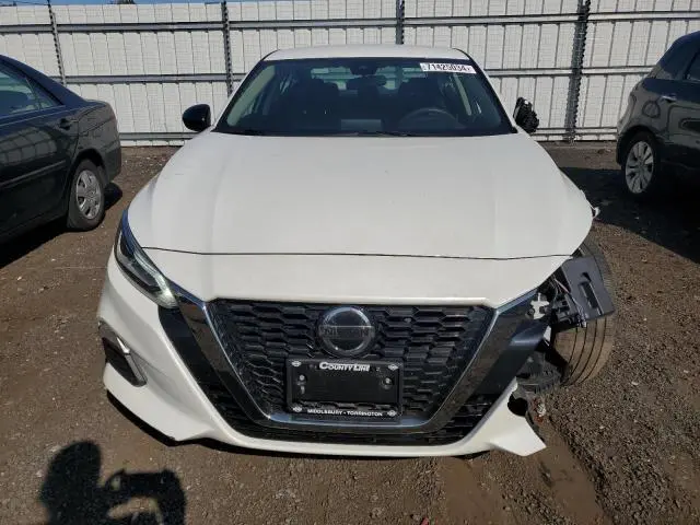2022 NISSAN ALTIMA SR  