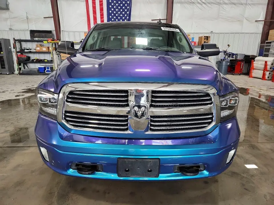 2015 RAM 1500 SLT  