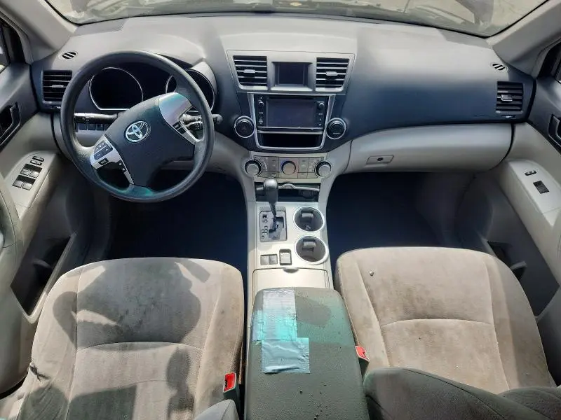 2013 TOYOTA HIGHLANDER BASE  