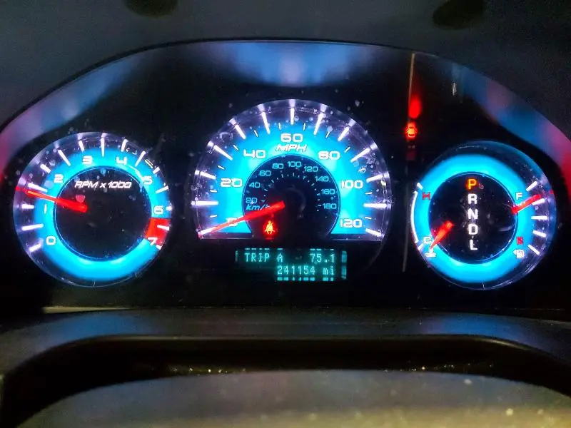2010 FORD FUSION SE  