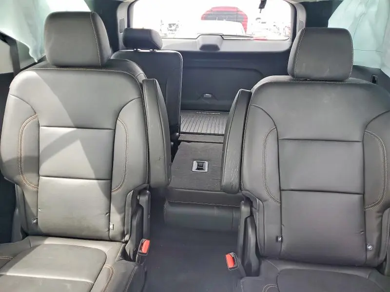 2021 CHEVROLET TRAVERSE LT  