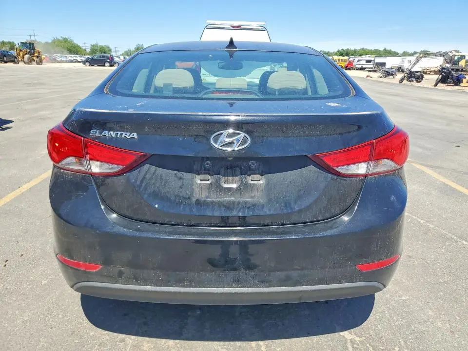 2014 HYUNDAI ELANTRA SE  