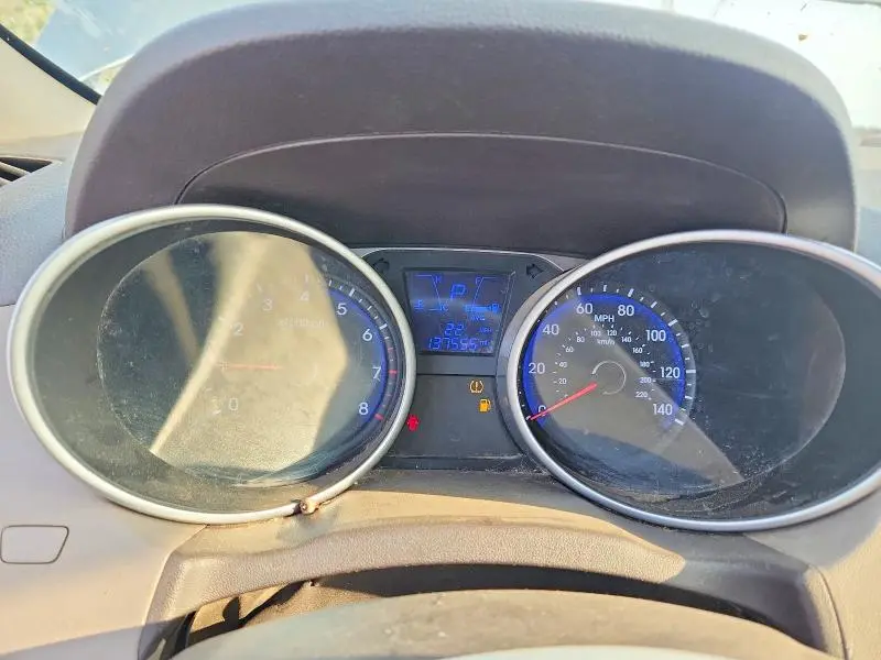 2015 HYUNDAI TUCSON SE  