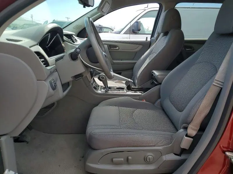 2016 CHEVROLET TRAVERSE LT  