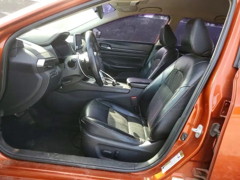 2019 NISSAN ALTIMA SR  