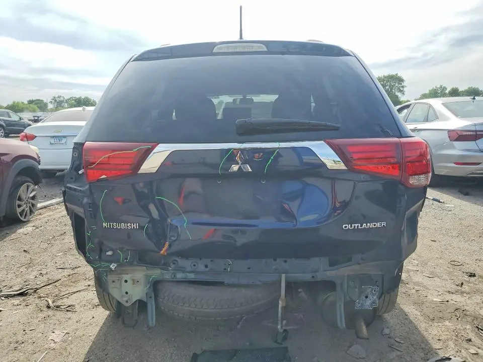 2016 MITSUBISHI OUTLANDER SE  