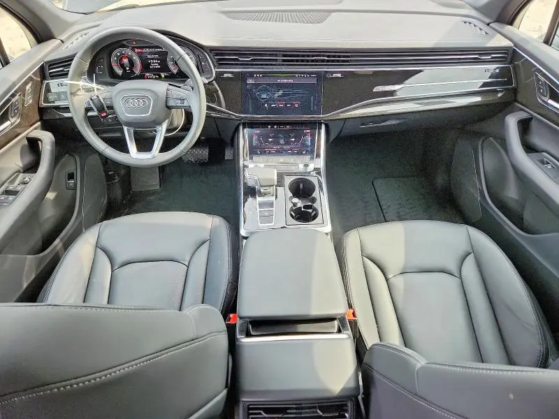 2025 AUDI Q7 PREMIUM  