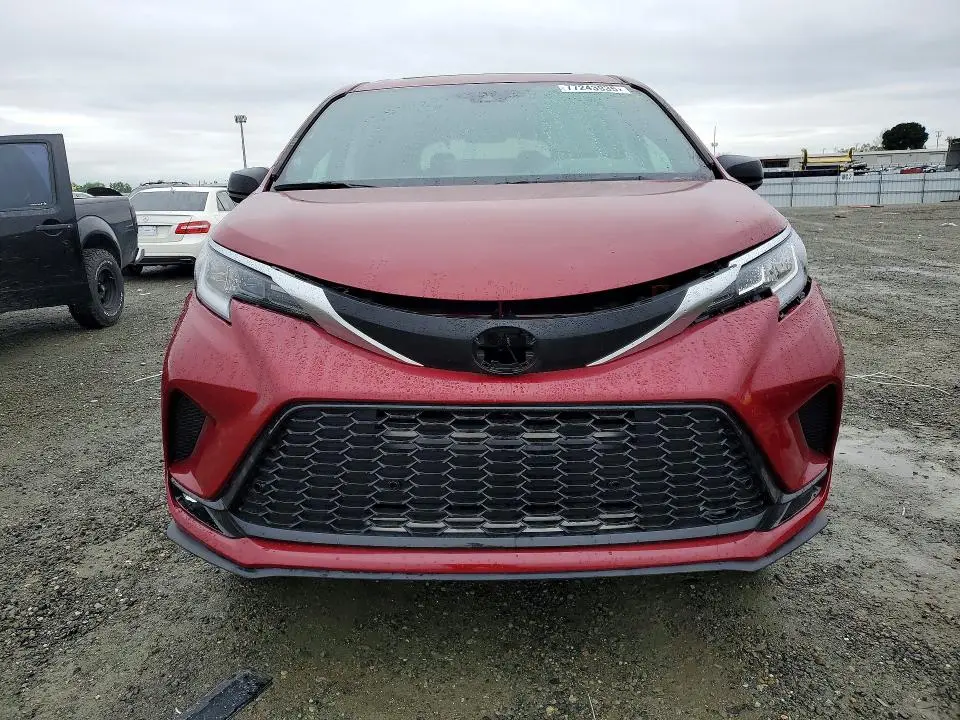 2023 TOYOTA SIENNA XSE 7-PASSENGER  