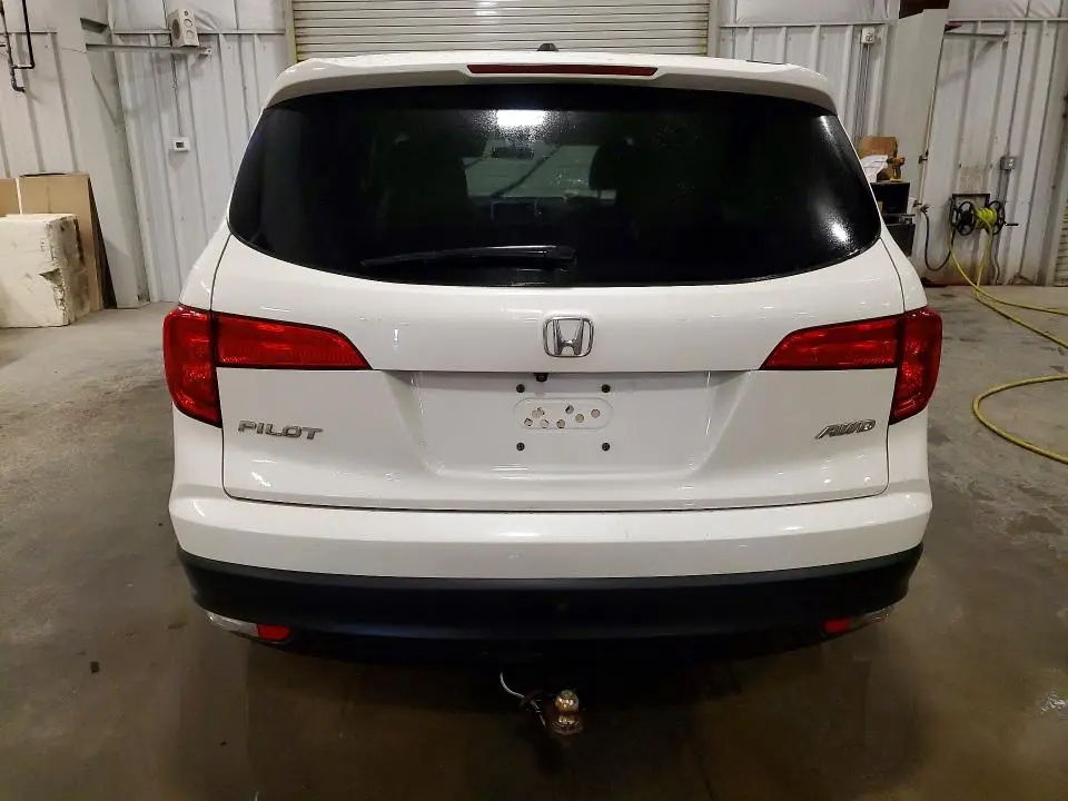 2016 HONDA PILOT EX  